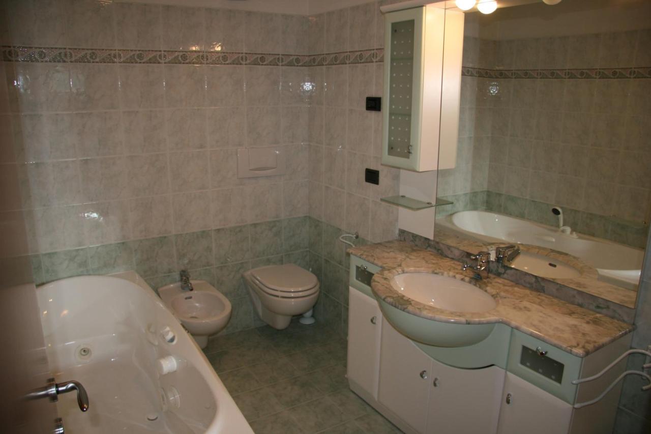 Attico In Legno Ad Andalo Apartment Luaran gambar