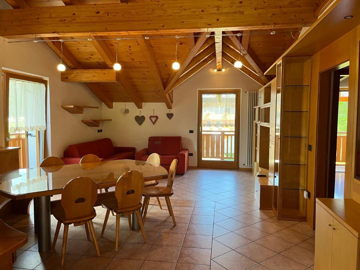 Attico In Legno Ad Andalo Apartment Luaran gambar