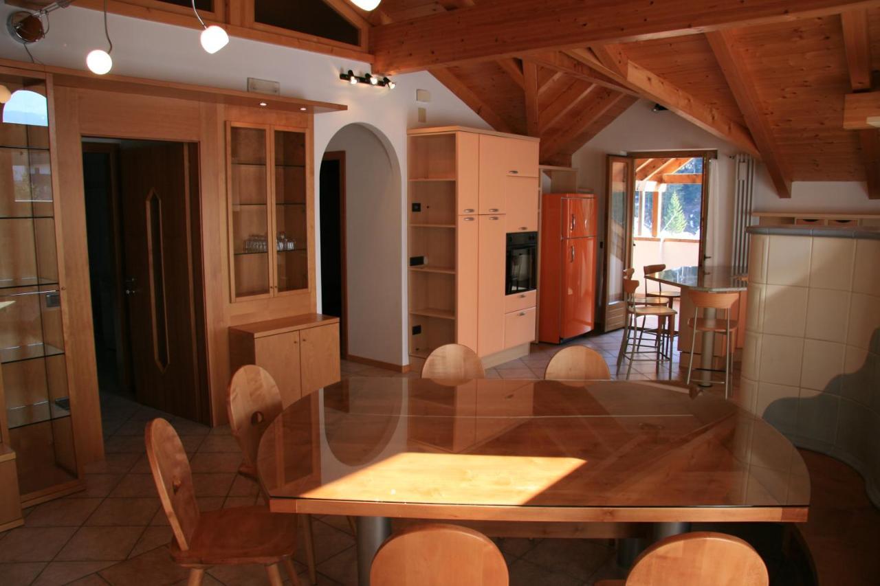 Attico In Legno Ad Andalo Apartment Luaran gambar