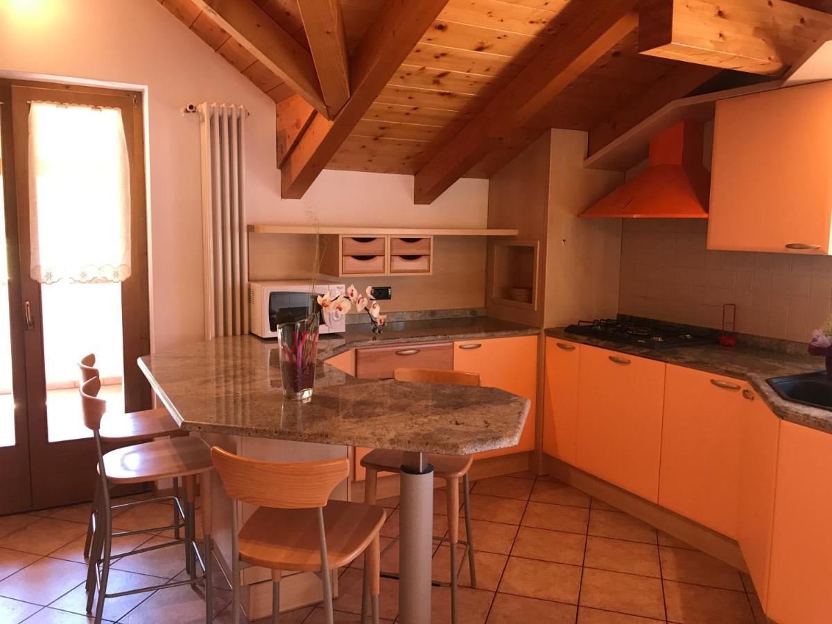 Attico In Legno Ad Andalo Apartment Luaran gambar