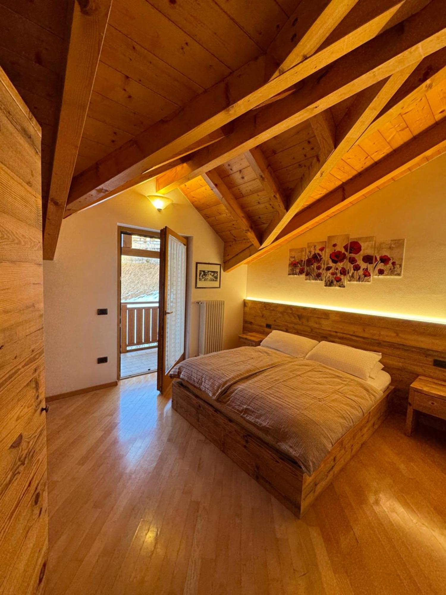 Attico In Legno Ad Andalo Apartment Luaran gambar